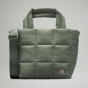 Brand new with tags Lululemon Mini Grid Tote - 5L.